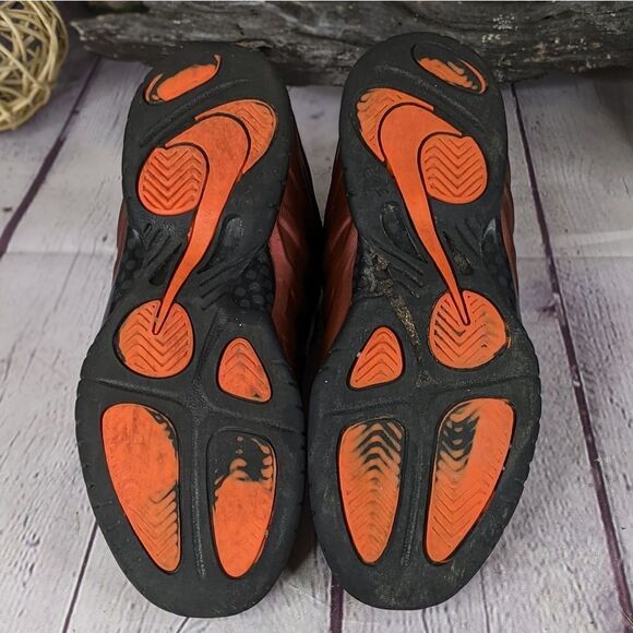 Nike Air Foamposite Pro Hyper Crimson Sneakers - Size 3Y - Picture 6 of 10